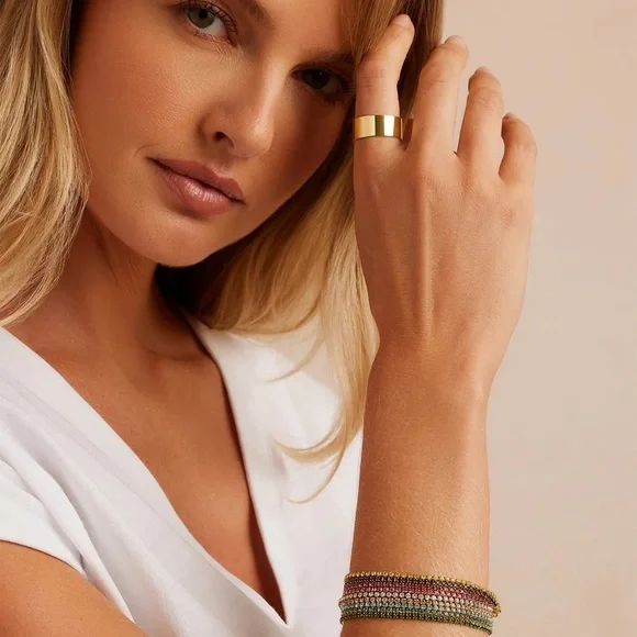 Gorjana 18k Gold Plated Brass Blush Pink Crystals Lexi Bracelet Womens Jewelry - Picture 6 of 8